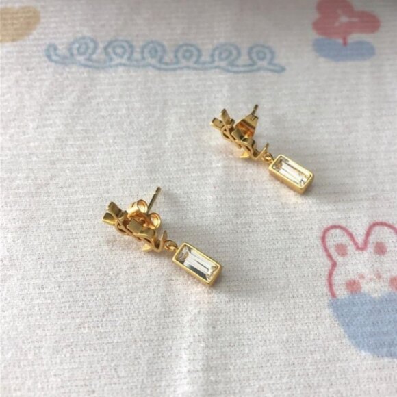 Sophisticated Gold Dangle with Rectangular Crystal - Picture 6 of 9